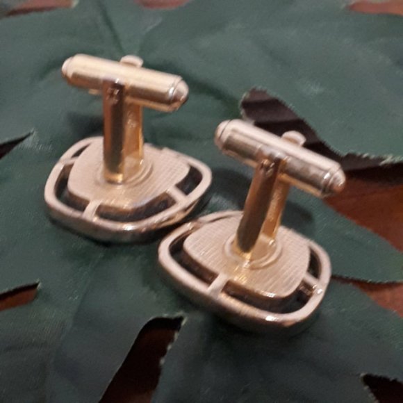 Vintage Hickok Cufflinks Blue Grey Glass Mid Century Vintage Gold Tone - Picture 5 of 5